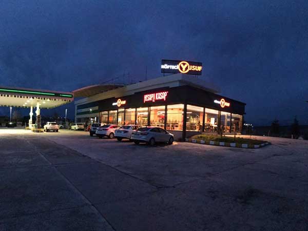 restoran-ic-dekorasyonlari
