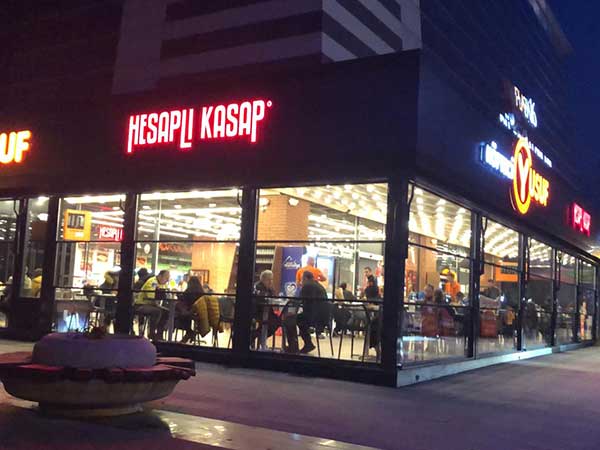 restoran-ic-dekorasyonlari