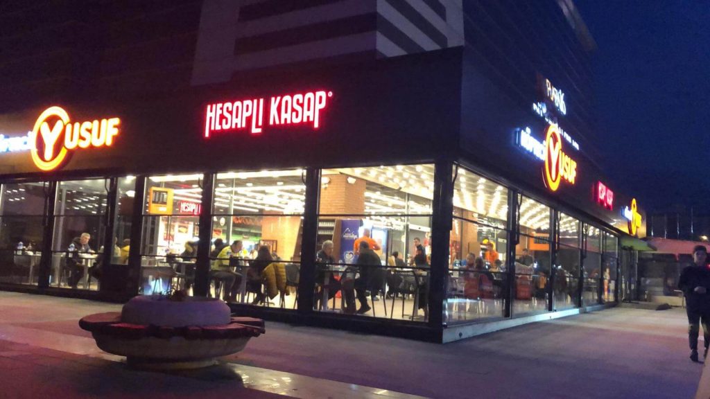 restoran-dekorasyomlari-iç-mimarlik