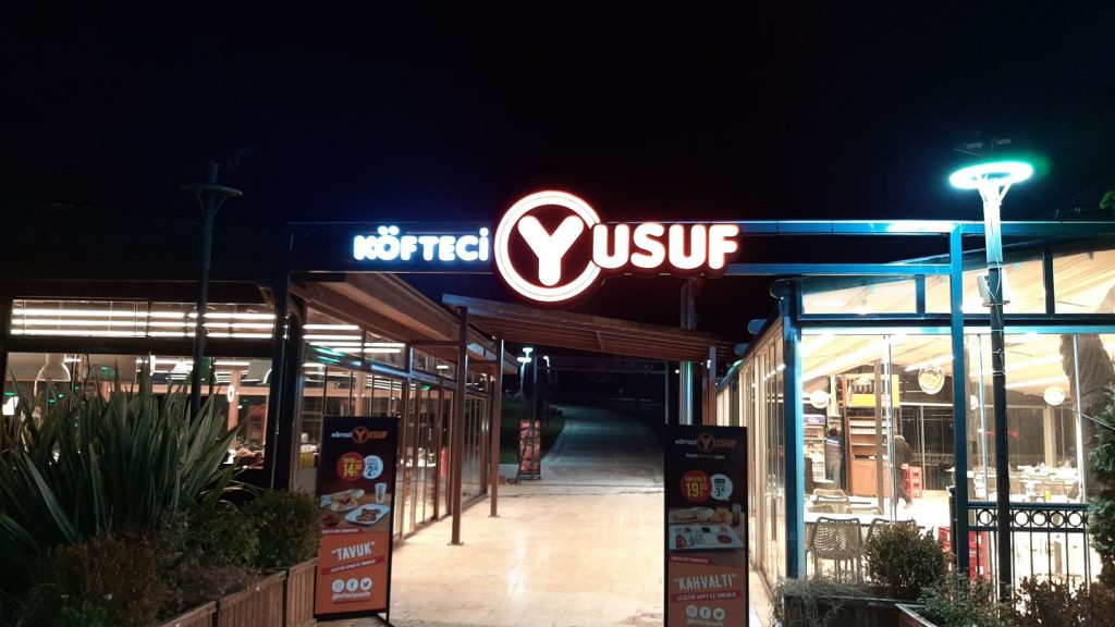 restoran-dekorasyomlari-tasarımlari