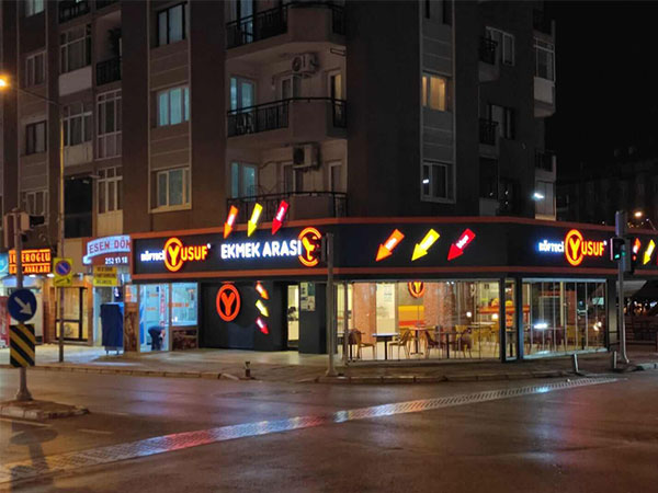 restoran-dekorasyomlari-iç-mimarlik