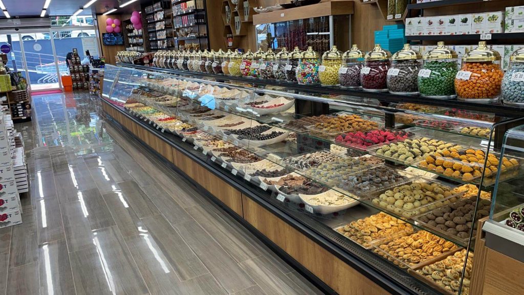 kuruyemiş dükkan tasarımları